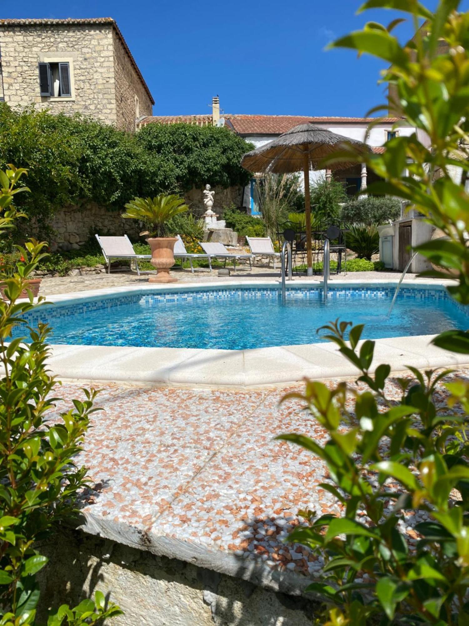 Bed and breakfast Sa Domu De Don Ninnu Gesturi